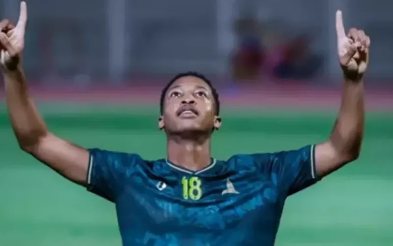 عقبة الـ40% تعرقل صفقة مراد هوساوي.. كواليس التعثر الرياضي